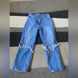 Abercrombie & Fitch Ultra High Rise Straight Ankle Jean Distressed 27/8 Short